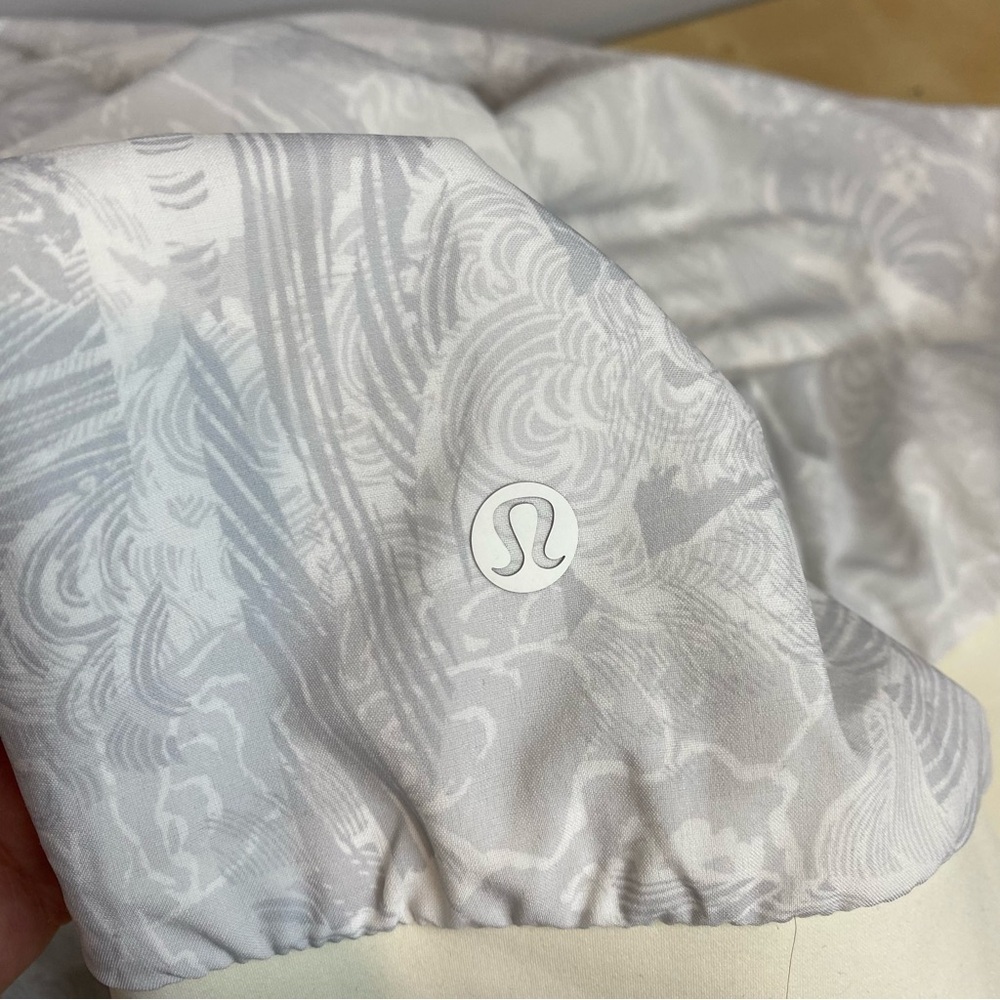 Lululemon • bomb around reversible bomber jacket - Picture 9 of 13